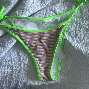 Bright swimwear bottom size L